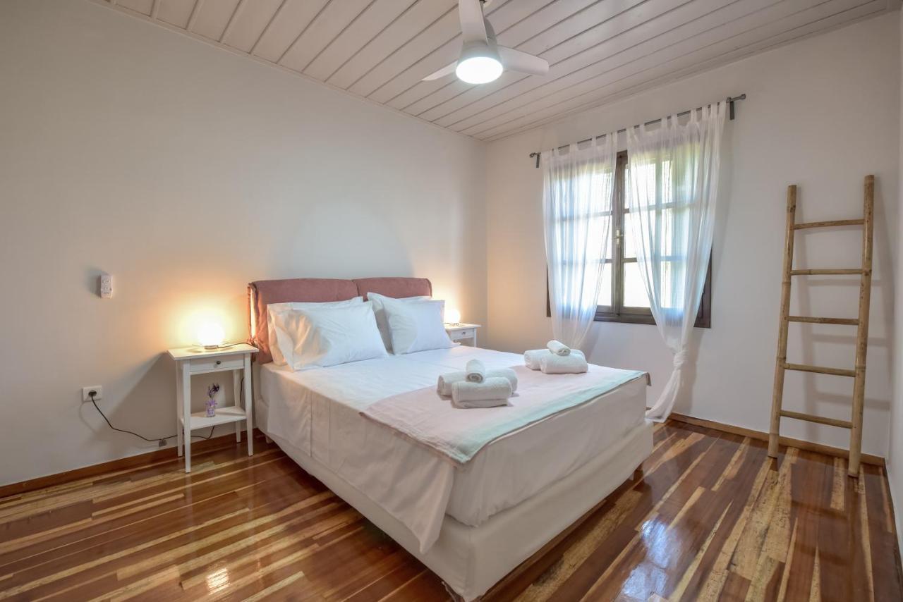 Alexandre Maison Beachfront Gialova Vacation Home المظهر الخارجي الصورة